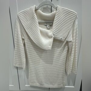 White House Black Market Top with Buttons XS